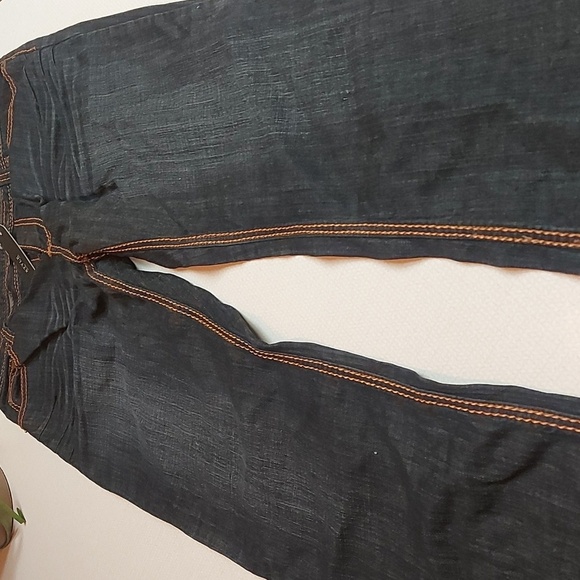 New jeans - Picture 2 of 6